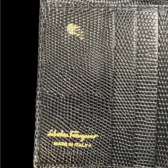 Ferragamo Dark Navy Lizard Print Kisslock Trifold Wallet W/Box & Dust Bag A208 - Picture 6 of 11